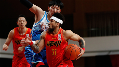 CBA綜合：北京贏下同城德比 深圳中鋒沈梓捷最后時刻中投絕殺險勝新疆