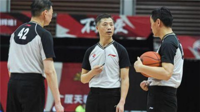 張雄：CBA公司正加強對裁判員的業務培訓 促進競賽秩序健康發展