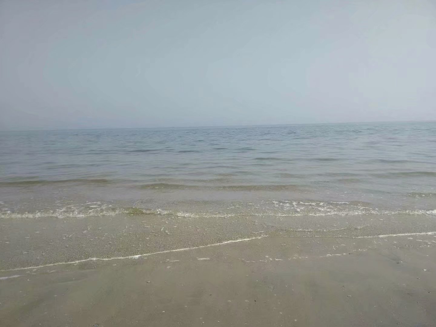 在海上也能如“立”平地 無人潛水器收放實現(xiàn)穩(wěn)、準、快