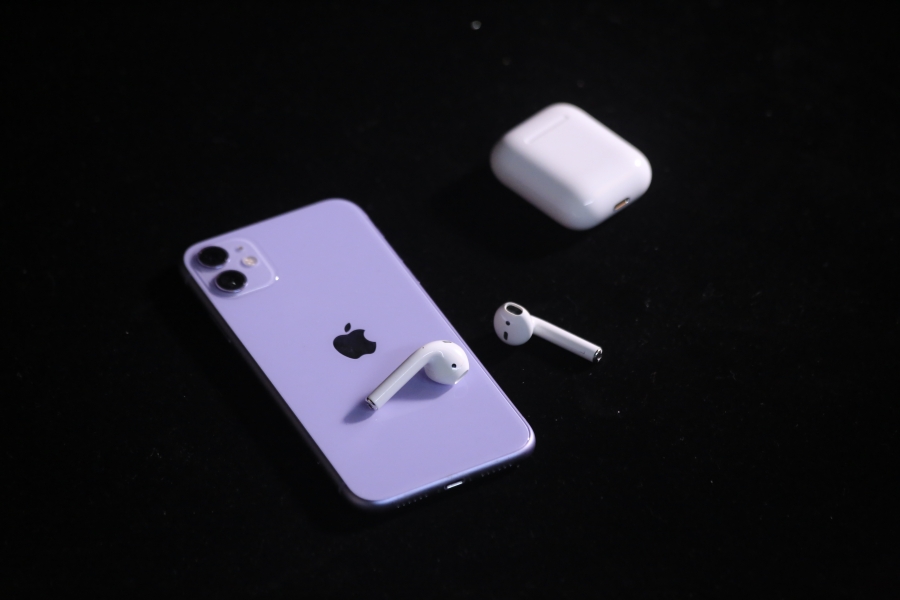 蘋(píng)果推出首款支持5G網(wǎng)絡(luò)的iPhoneSE 售價(jià)3499元起